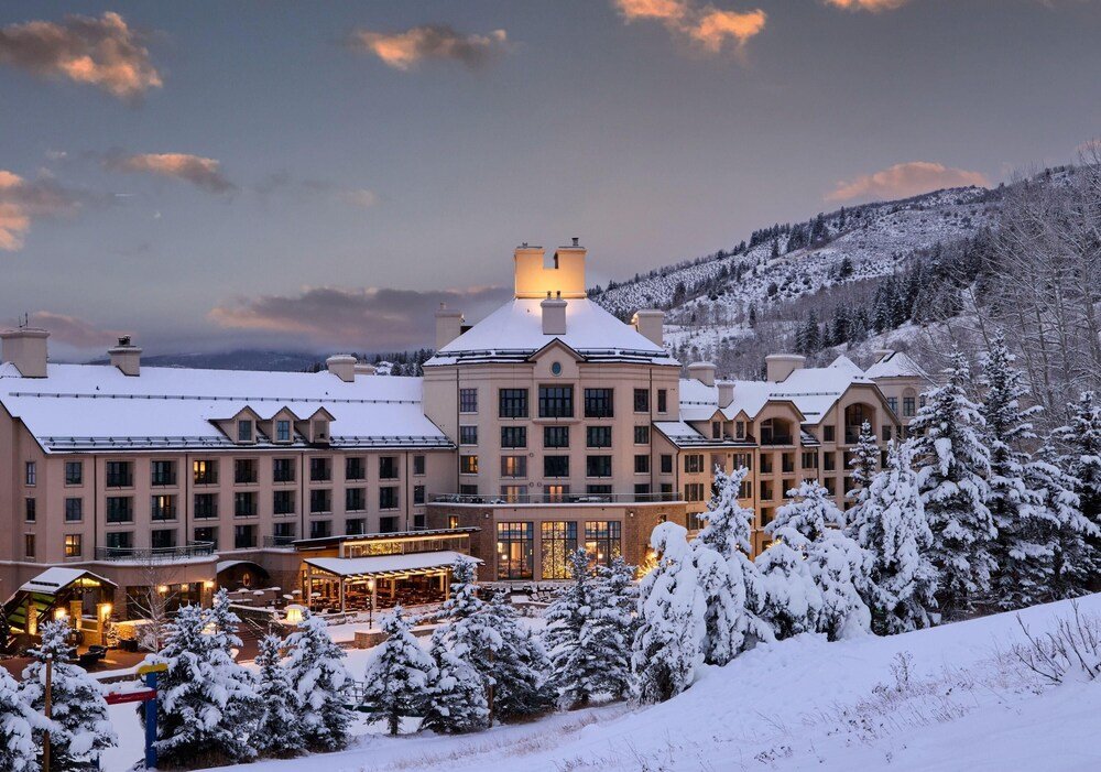 Large multi-level Park Hyatt Beaver Creek hotel building